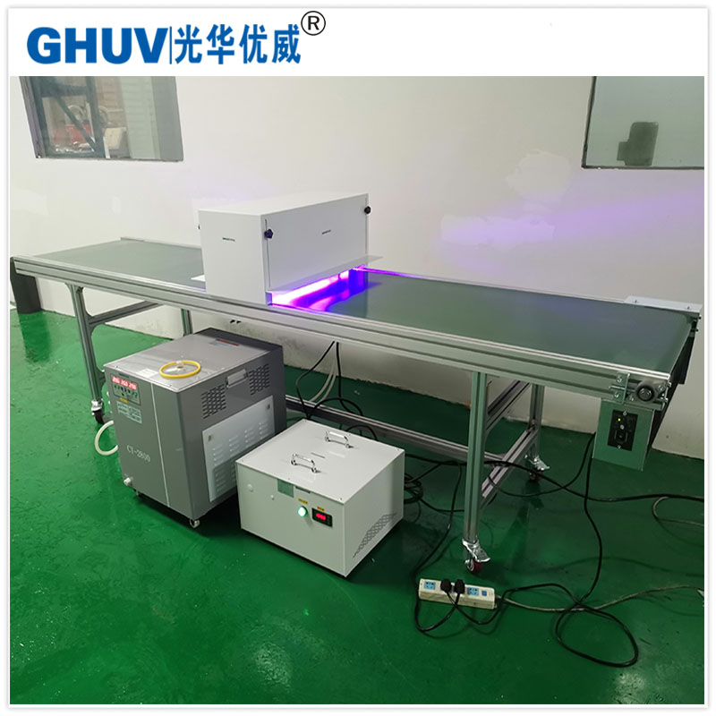 無(wú)影膠貼合UV固化機(jī),亞克力動(dòng)漫PET貼合LED固化機(jī)